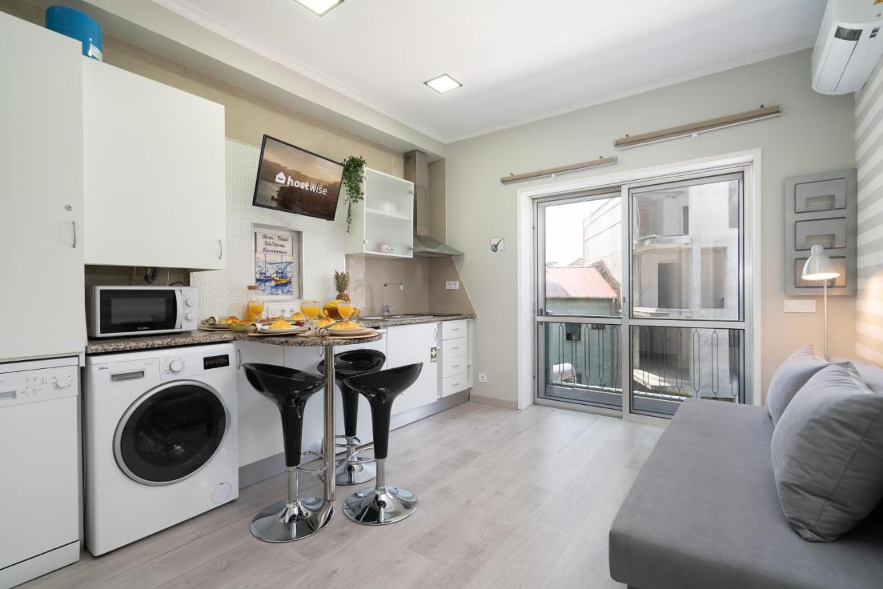 Host Wise - Modern Flats With Stunning Terrace Or Balcony - Central Location ポルト エクステリア 写真