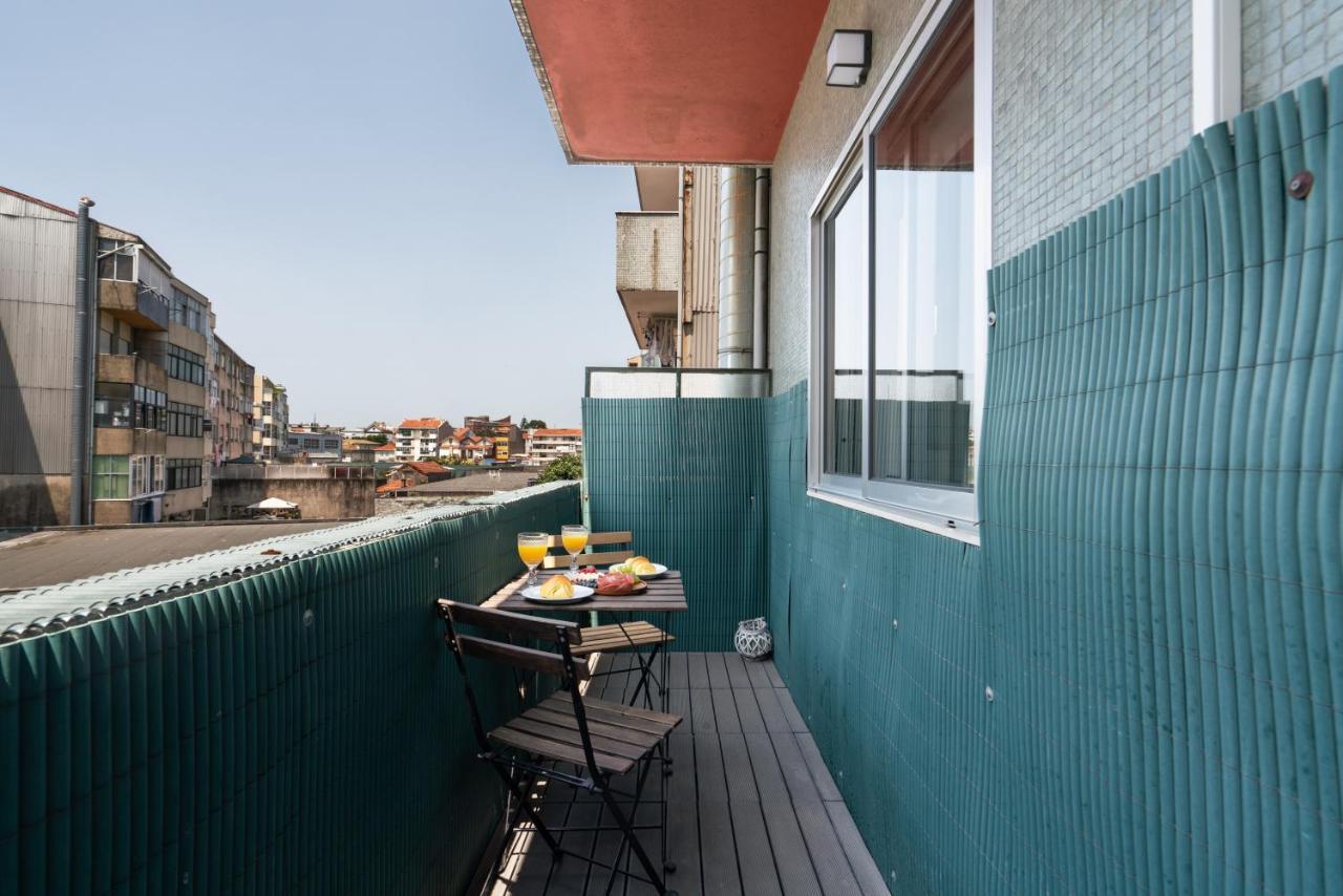 Host Wise - Modern Flats With Stunning Terrace Or Balcony - Central Location ポルト エクステリア 写真