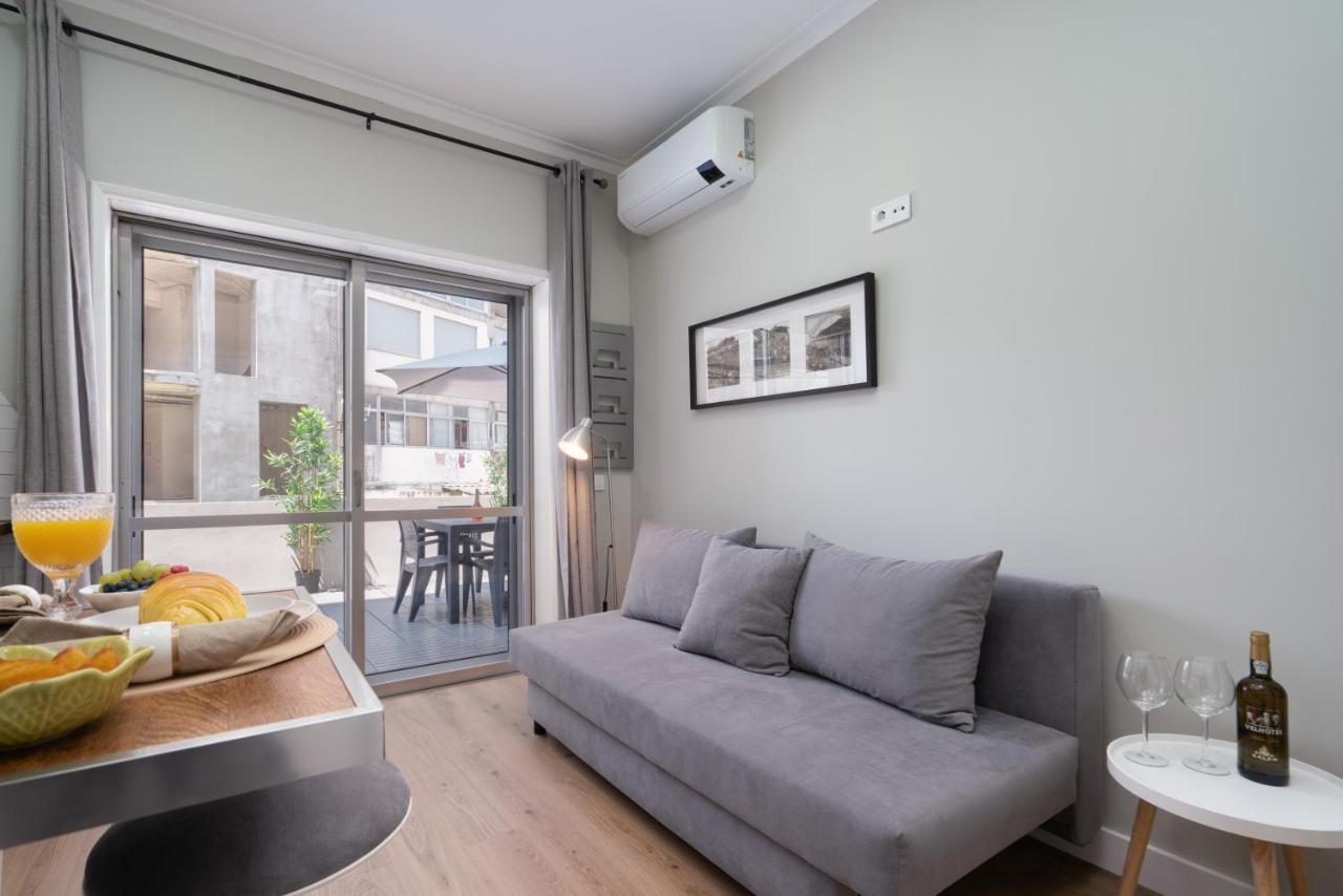 Host Wise - Modern Flats With Stunning Terrace Or Balcony - Central Location ポルト エクステリア 写真