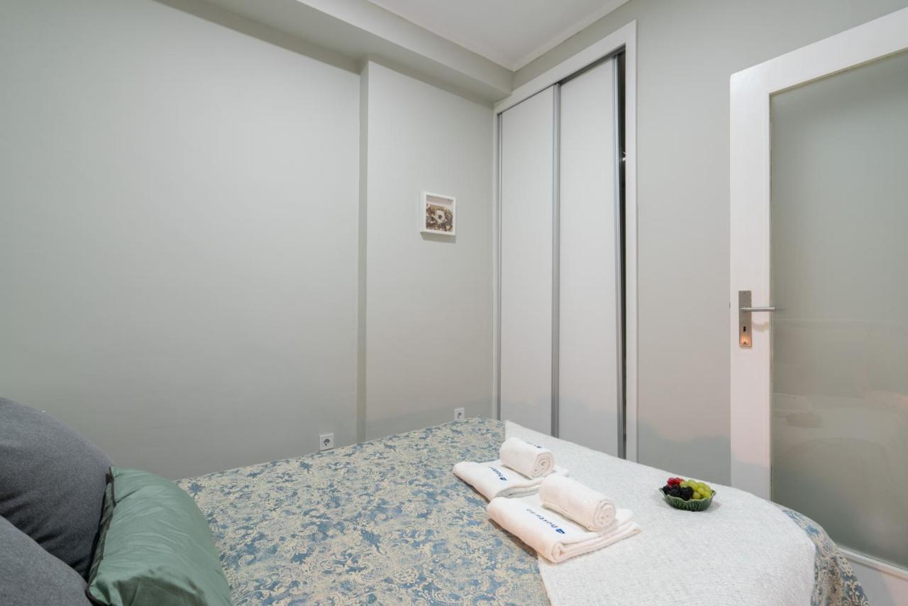 Host Wise - Modern Flats With Stunning Terrace Or Balcony - Central Location ポルト エクステリア 写真
